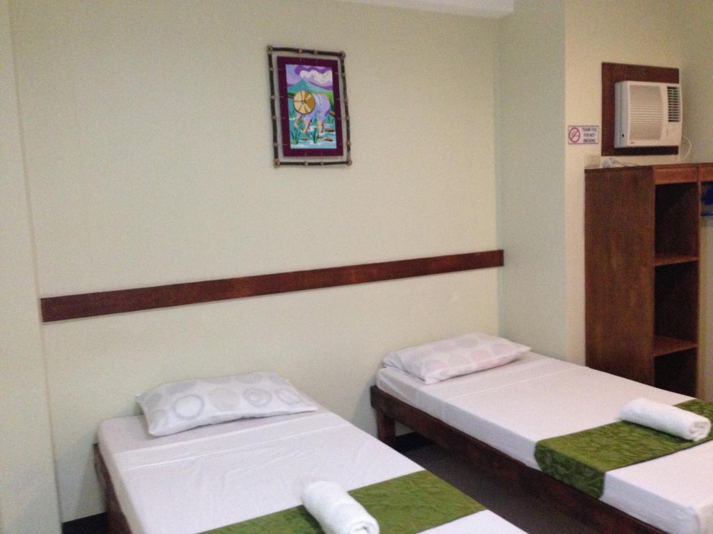Qm Pension House Tagbilaran Pokoj fotografie